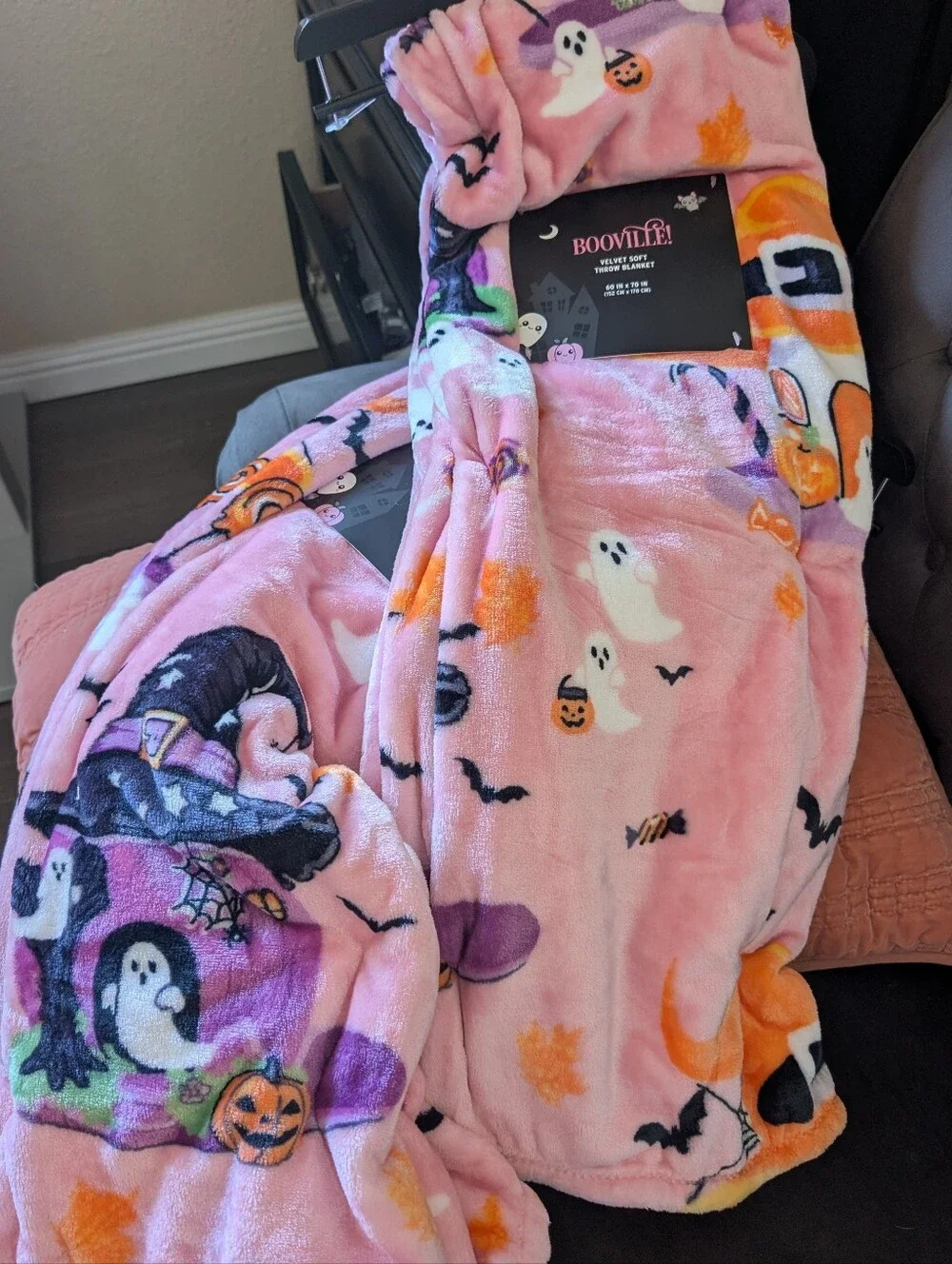 🎃🩷 Girly Pink Halloween Plush Throw Blanket 60x70 | BOOVILLE, NWT